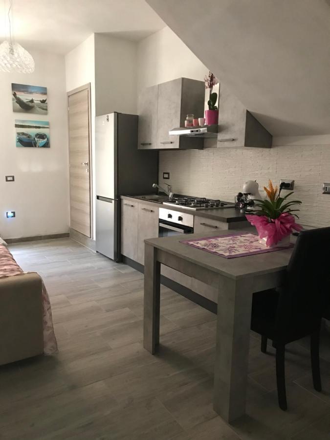 Bella'S House Apartment Castelsardo Exterior photo